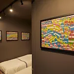 ギャラリーホテル 「Distortion ９」