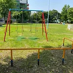 All Trust2馆临近心斋桥道頓堀难波直达梅田关西机场usj全新独栋别墅四个卧室可住8人超大空间3卫2浴厨房设施齐全电视冰箱洗衣机空调配置齐全免费停车4分钟步行至今宫站