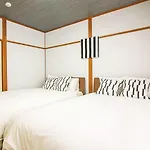 Osaka Box House