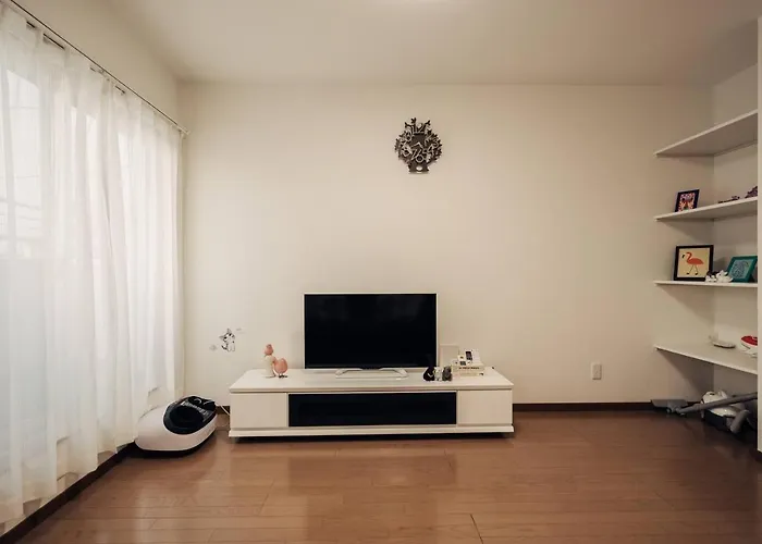 Kurisu1 Warm New Design 9 Ppl Family House