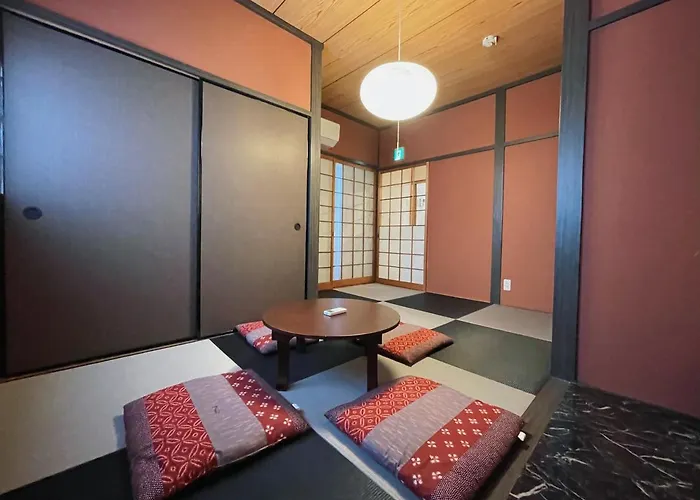 East Shin-Osaka Hotel Apartment