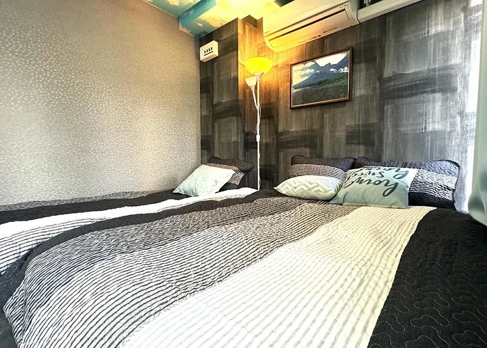 Honmachi Station 1Min Shinsaibashi 3Min 2Beds Im8