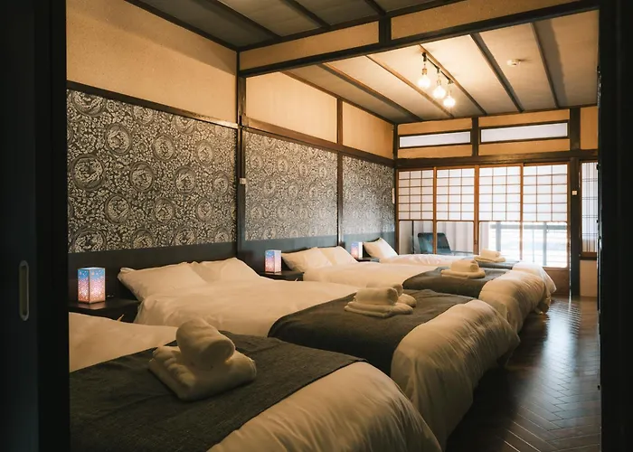Tsubame Inn Kuromon