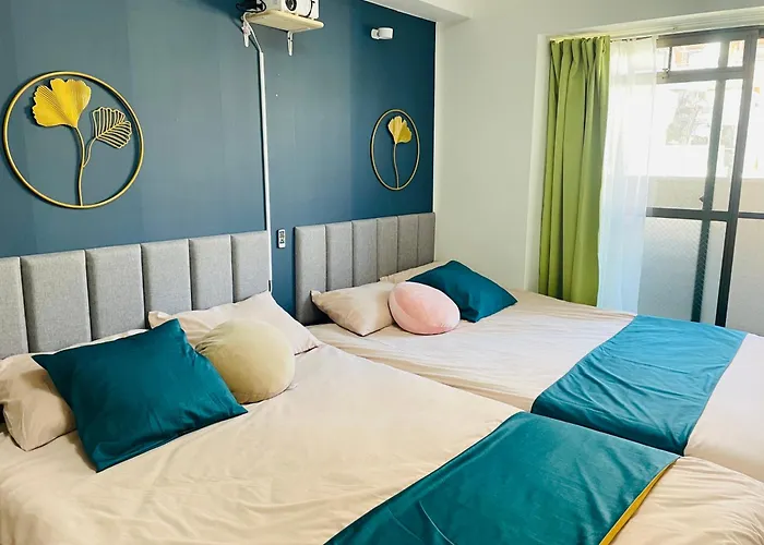 Good Location, Convenient Transportation Nipponbashi Station 4 Minutes Dotonbori 6 Minutes Kuromon Market 8 Minutes Double Bed O5