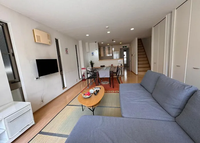Comfy House Namba