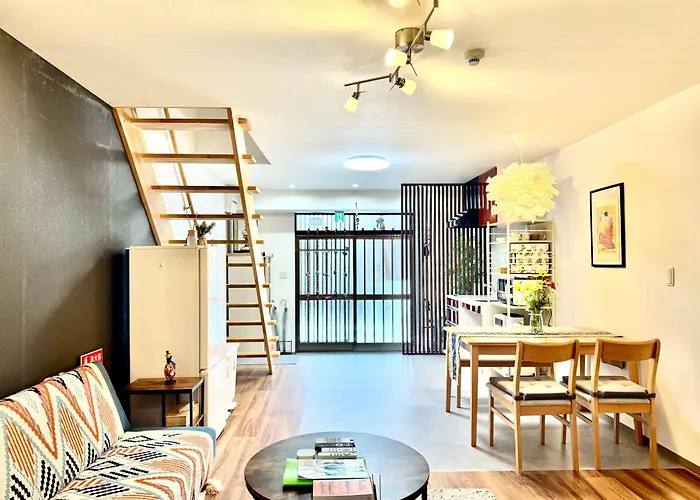 Modern And Traditional Fusion Villa In Umeda 3-Min Walk To Subway Ideal For Families And Groups