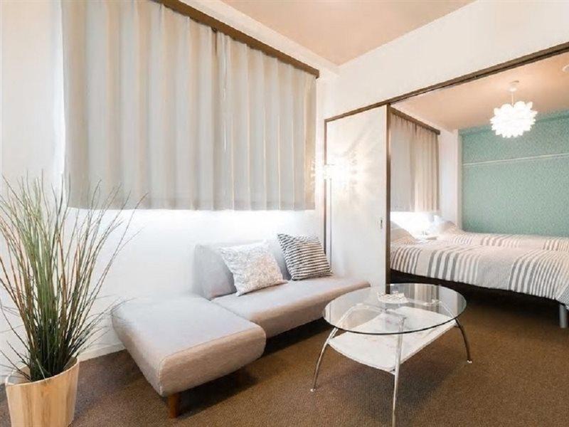 The Comfortable Floor 1001 *