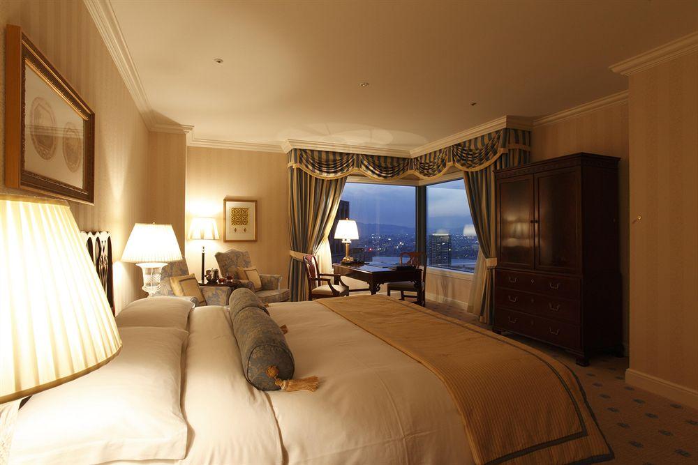 The Ritz-carlton Hotel 5*
