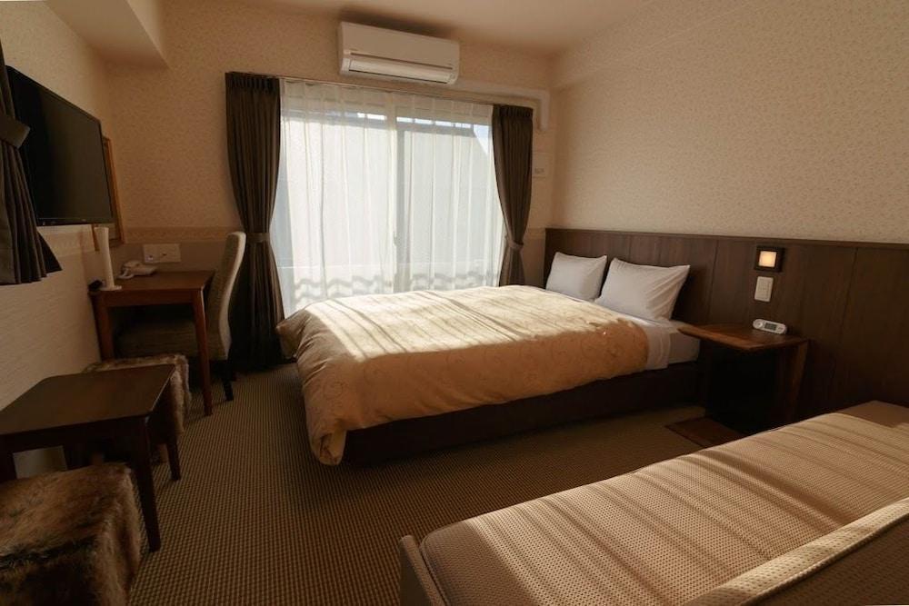 Hotel Quartz Shin-osaka Osaka