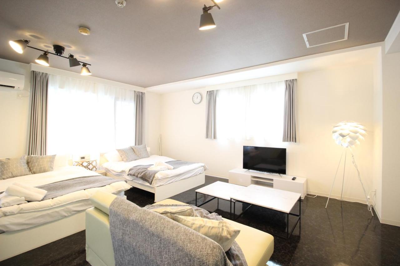 Atrium Deluxe - Self Check-in Only Apartment *
