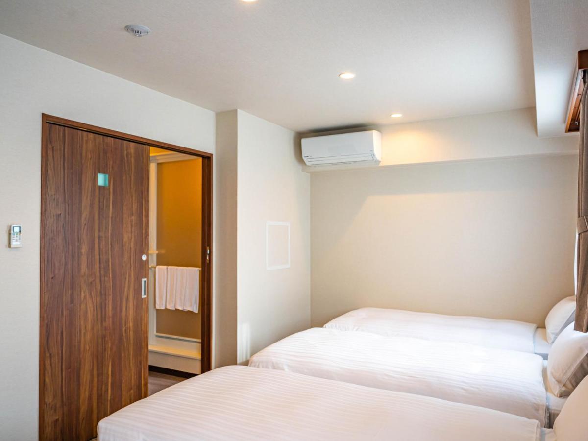 Bande Tenpozan Higashi Hotel 4*