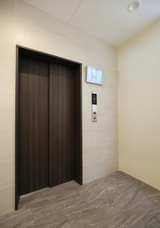 Apartment Hitonowa新大阪 Osaka