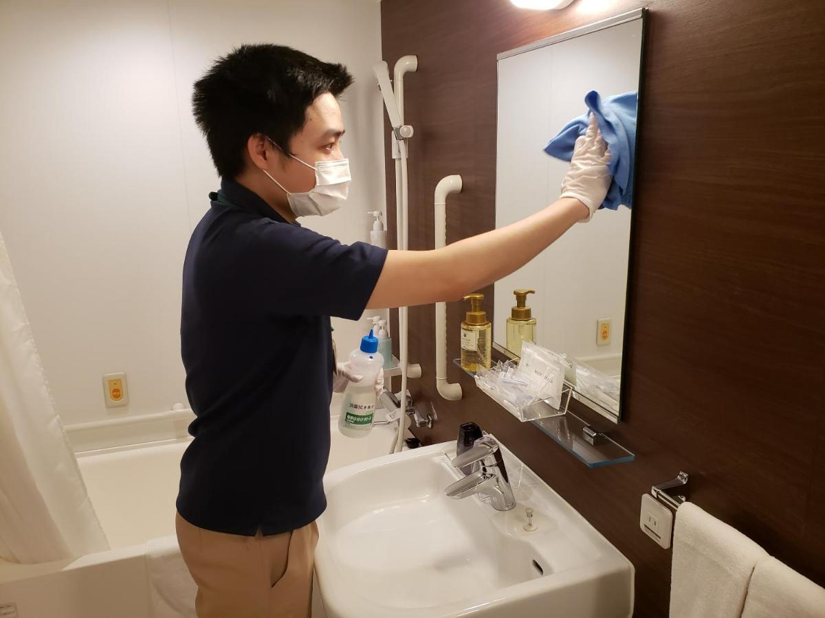 Smile Premium Higashishinsaibashi Hotel