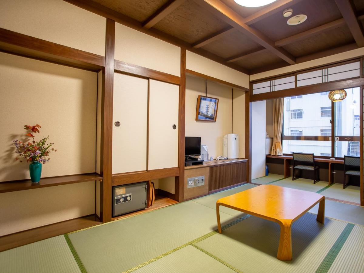 Kaneyoshi 2*