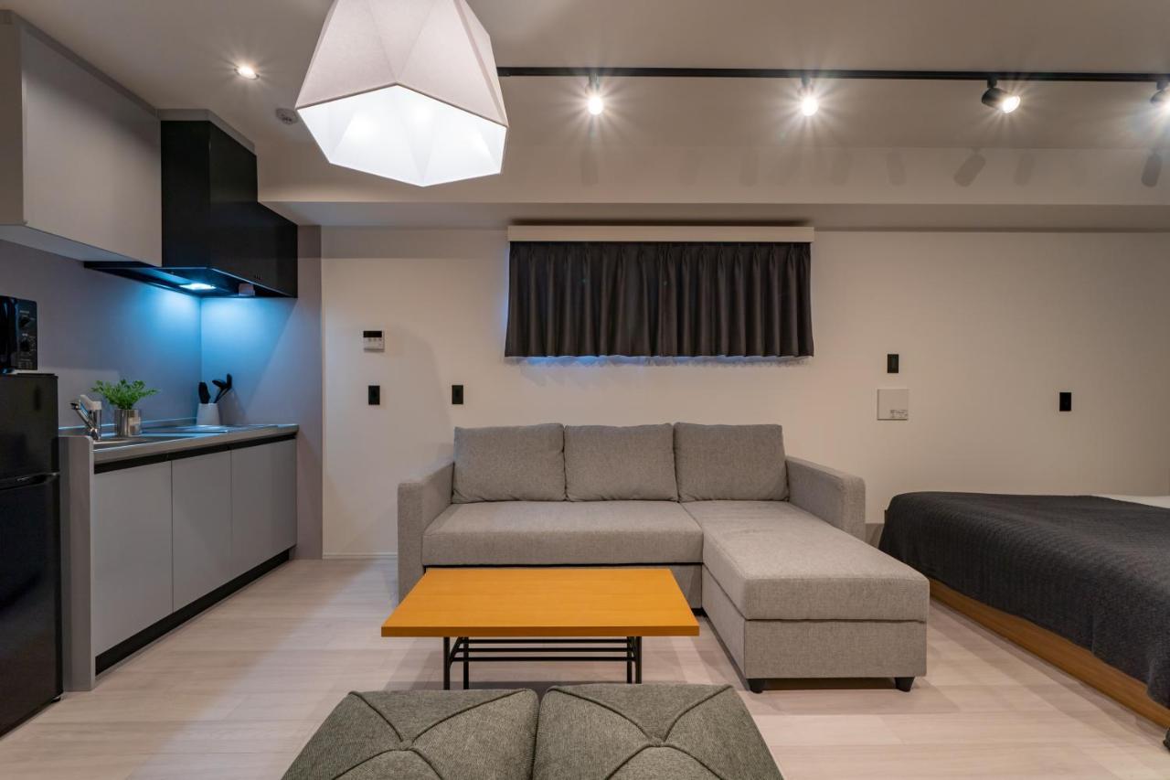 Apartment In Yebisu Osaka