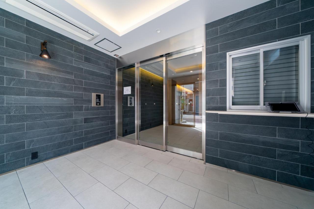 Apartment In Yebisu