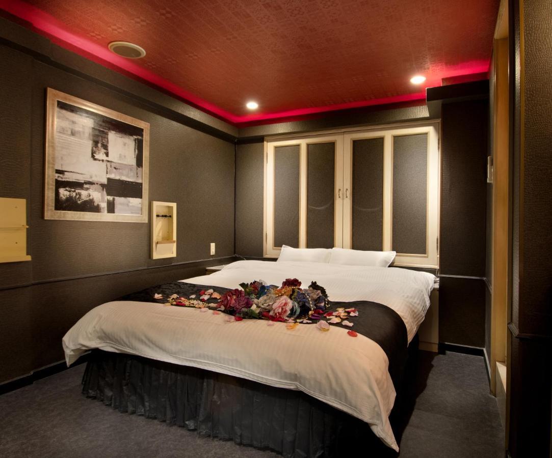 Namba Little Chapel (adults Only) Love hotel Osaka