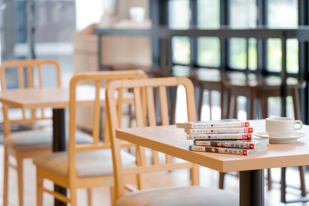 Quintessa Shinsaibashi Comic & Books Hotel Osaka