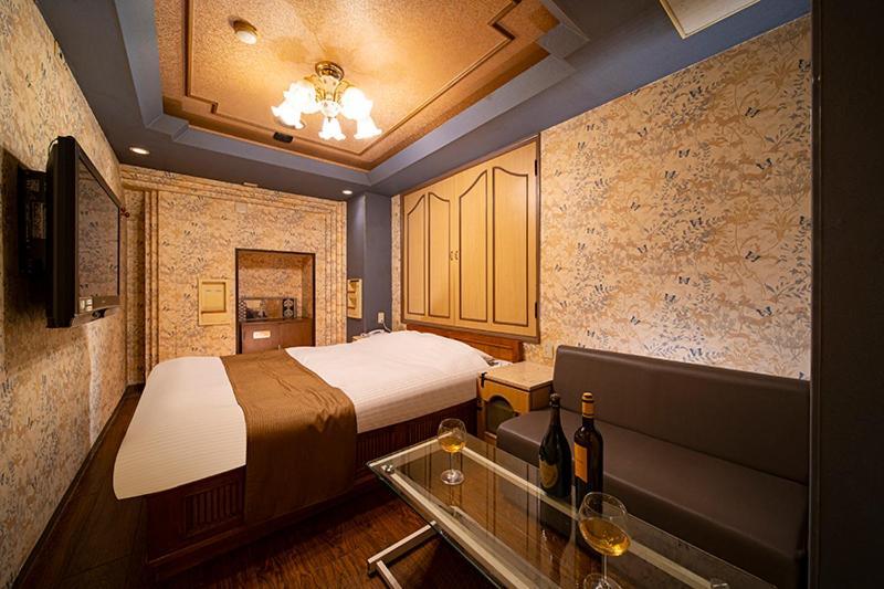 Namba Little Chapel (adults Only) 2*