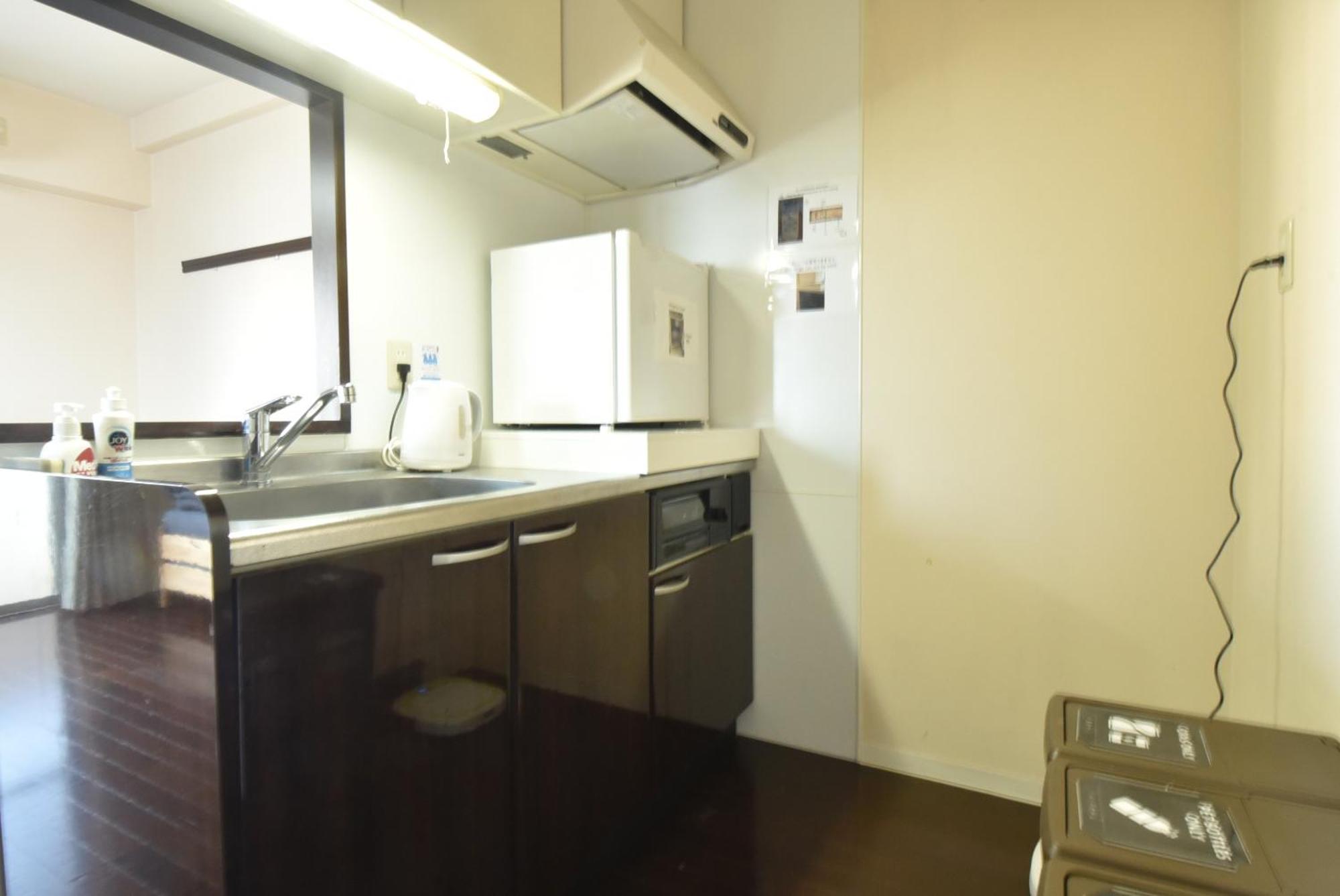 Apartment Enzo Shin-osaka C *
