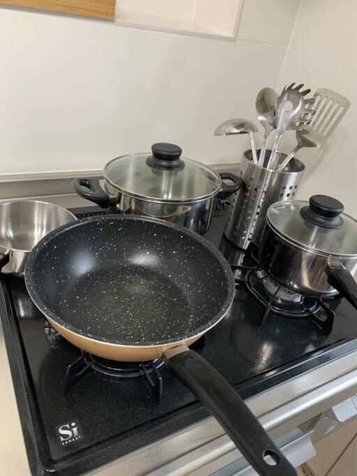 Apartment Fu-rin 3mins Walk To Station/6mins Nanba/16mins Umeda