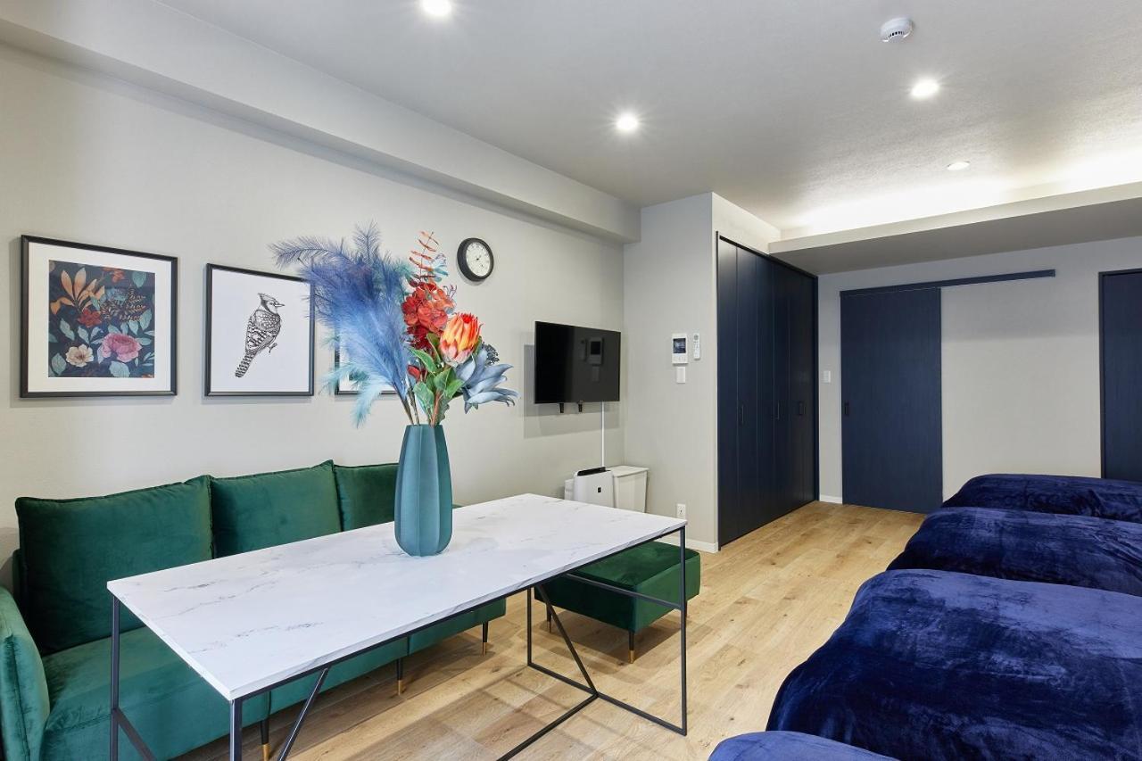 A.a.o Bldg. Namba Apartment *