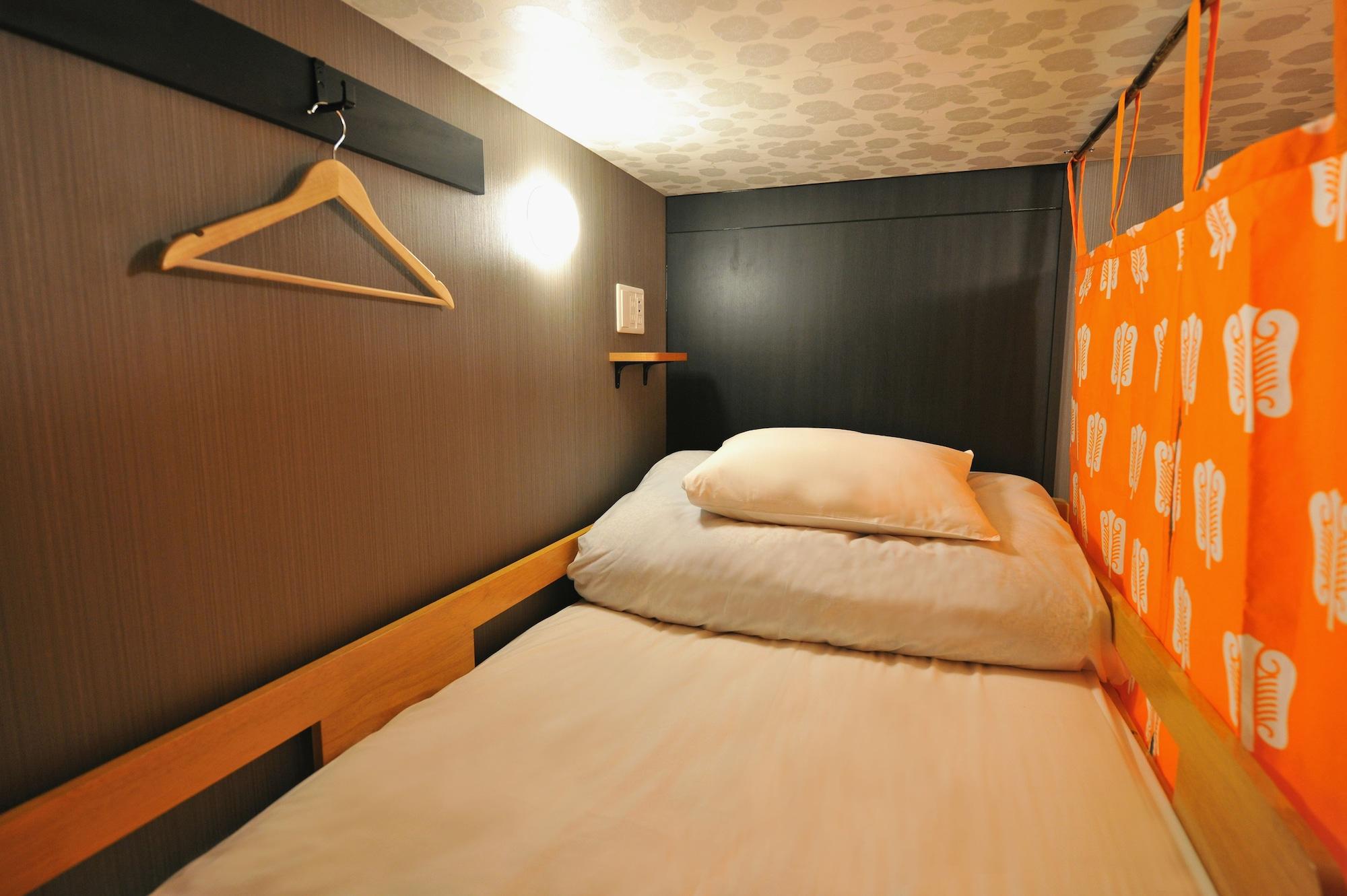 Khaosan World Tennoji Hotel