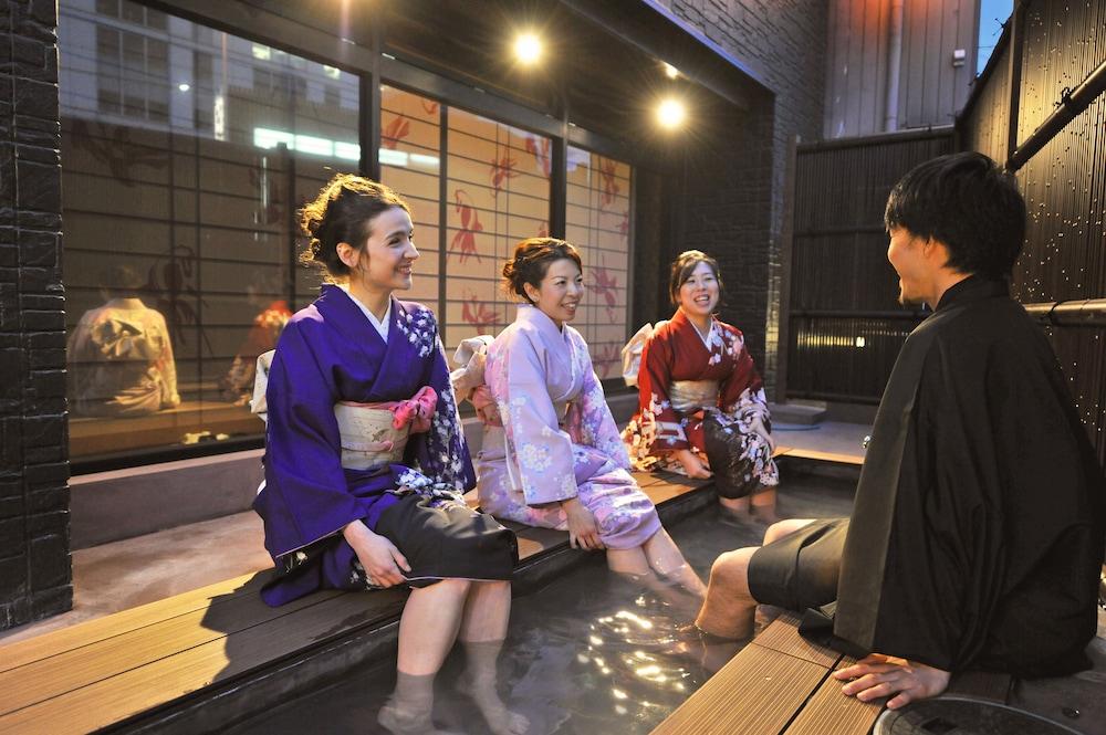 Hotel Khaosan World Tennoji 2*