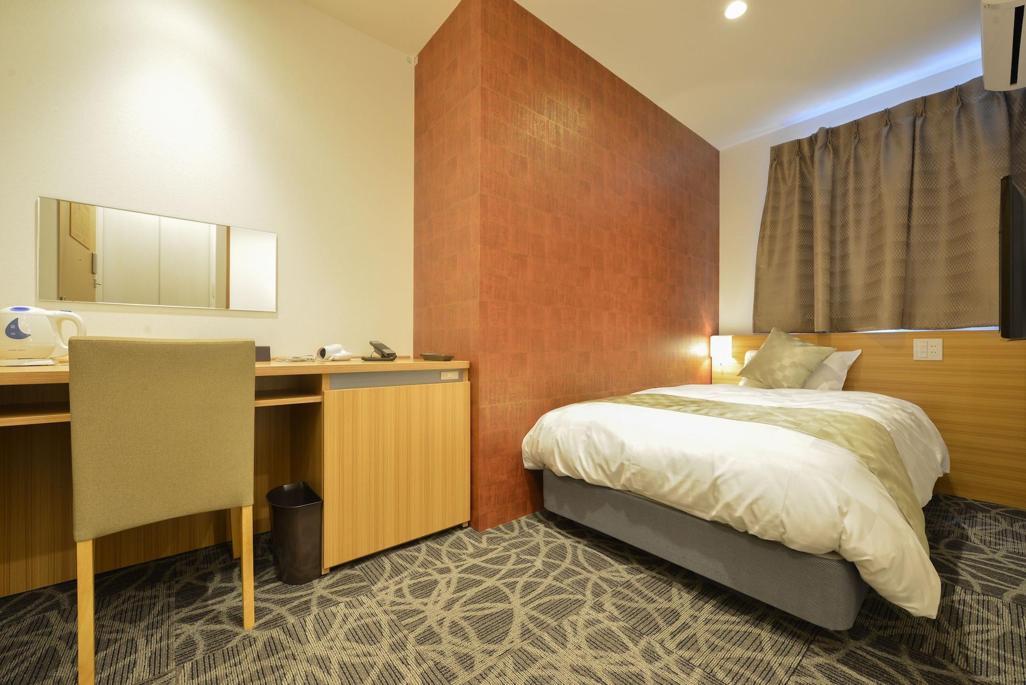 Hotel Sakura Garden 3*