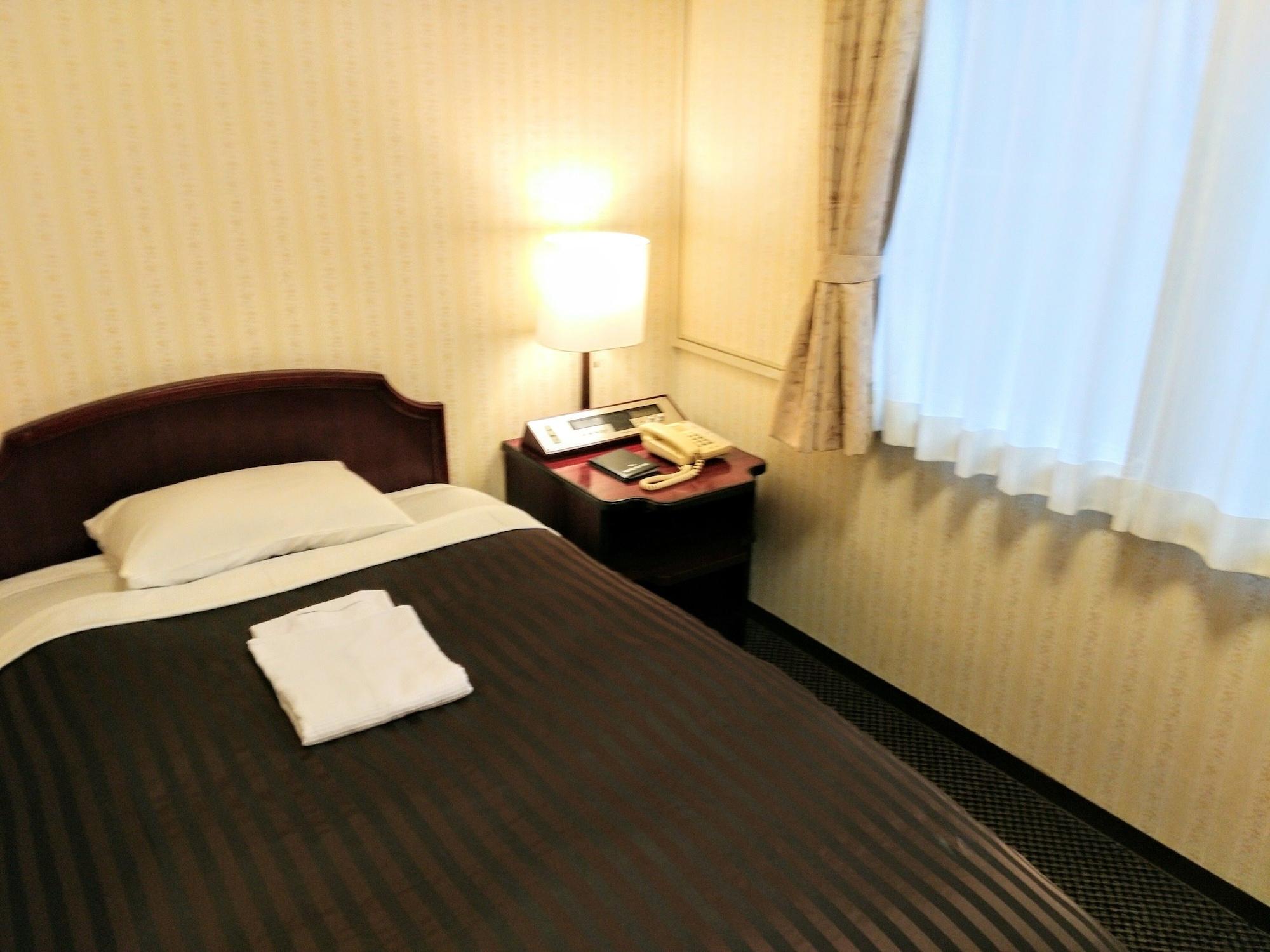Sunlife Hotel Osaka