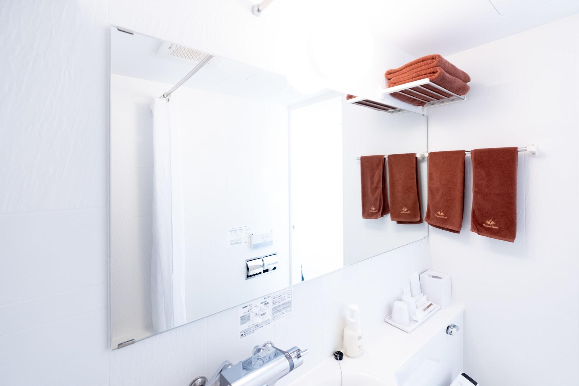 Nipponbashi Crystal Hotel 4*