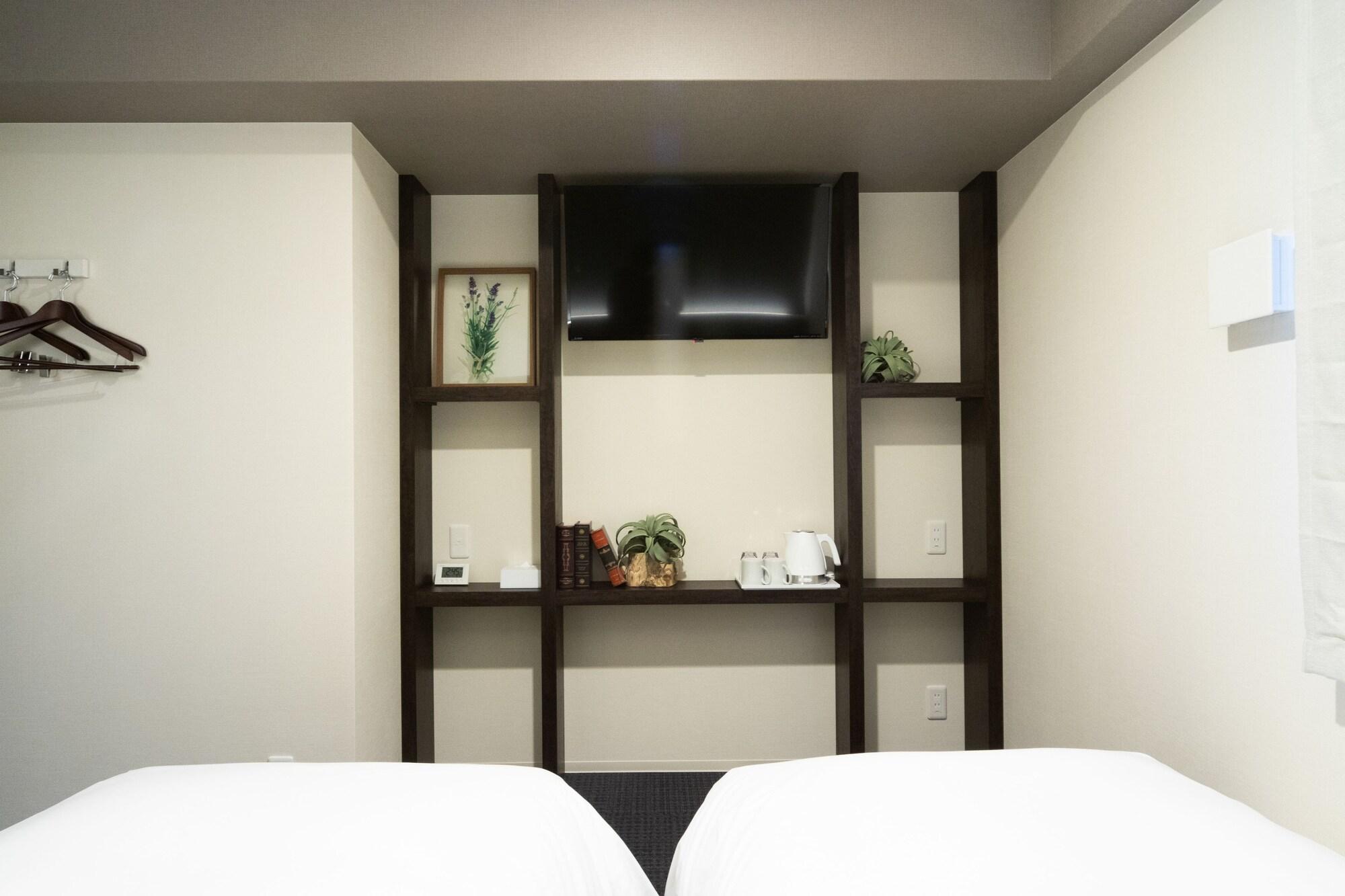 Hotel Doutonbori Crystal ⅱ 4*