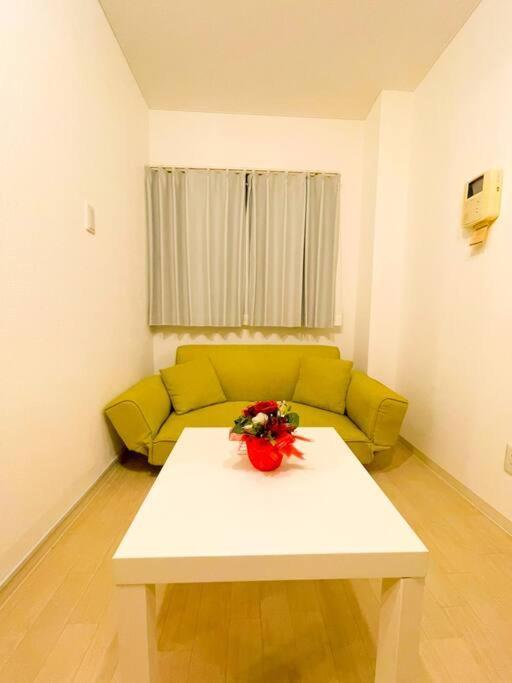 タスワンスペース難波日本橋 Apartment