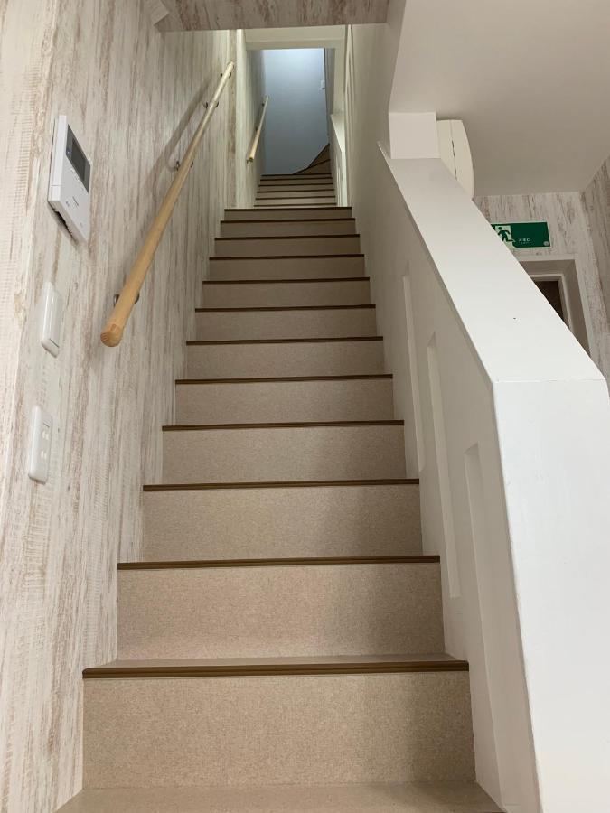 Apartment Fu-rin 3mins Walk To Station/6mins Nanba/16mins Umeda *