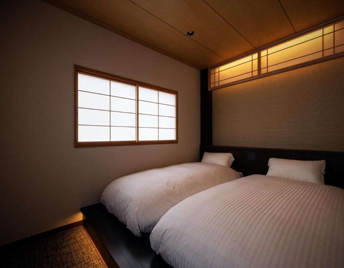 古今 天下茶屋 With A Private Parking Lot And A Half Open-air Bath And Direct To Kix