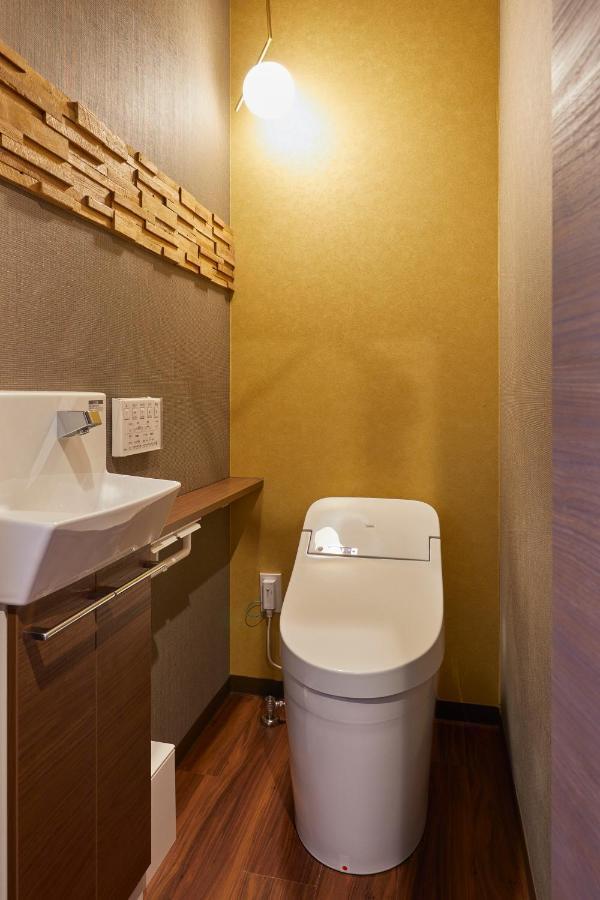 古今 天下茶屋 With A Private Parking Lot And A Half Open-air Bath And Direct To Kix Bahay bakasyunan