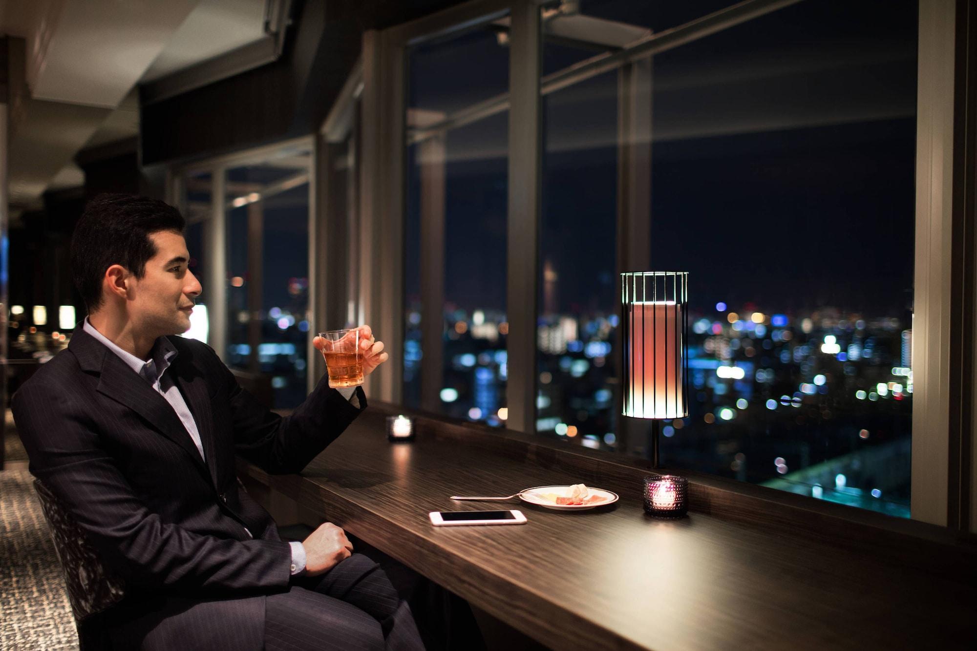 Courtyard By Marriott Shin-osaka Station Hotel 5*
