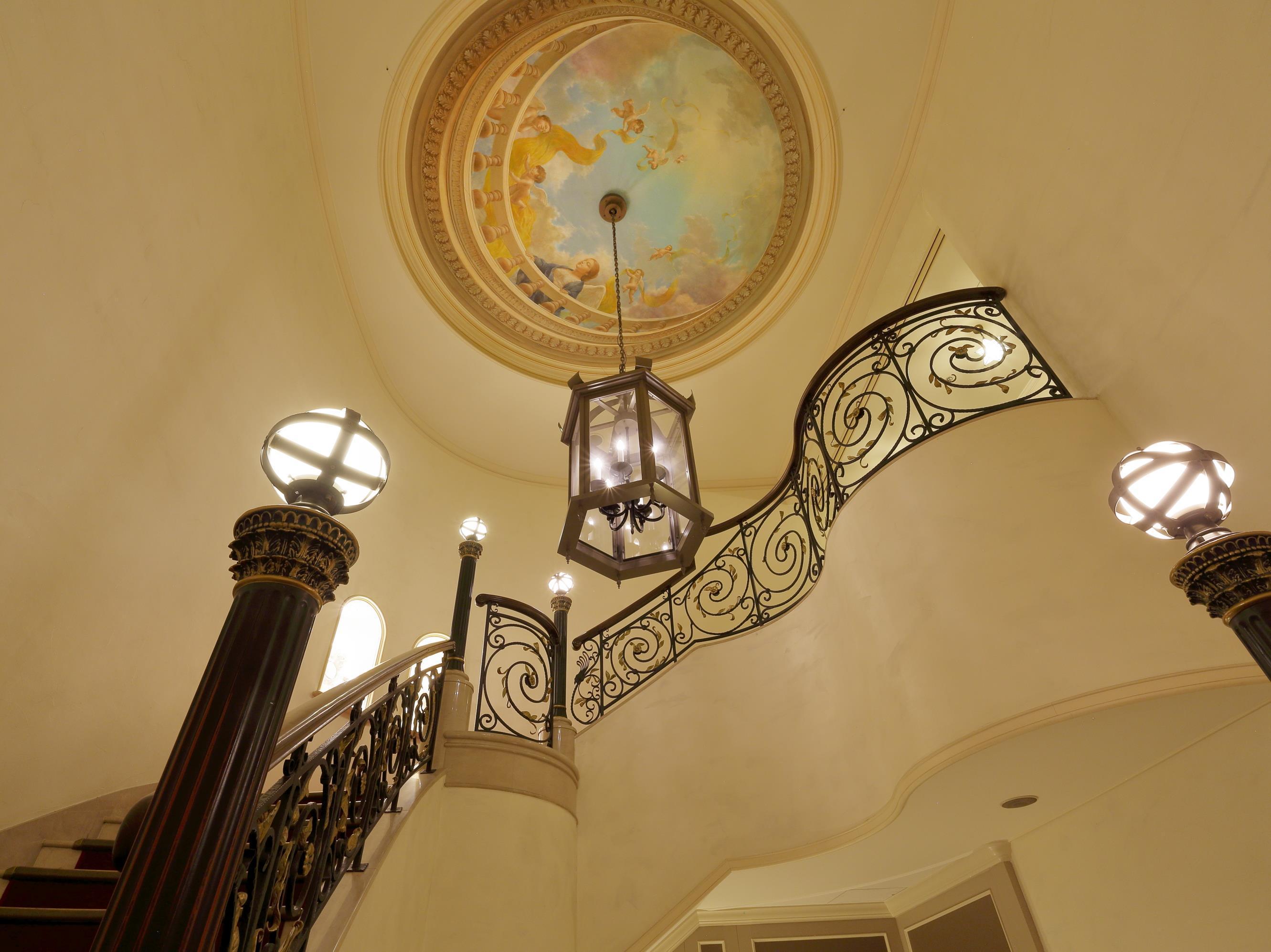 Monterey Hotel 4*