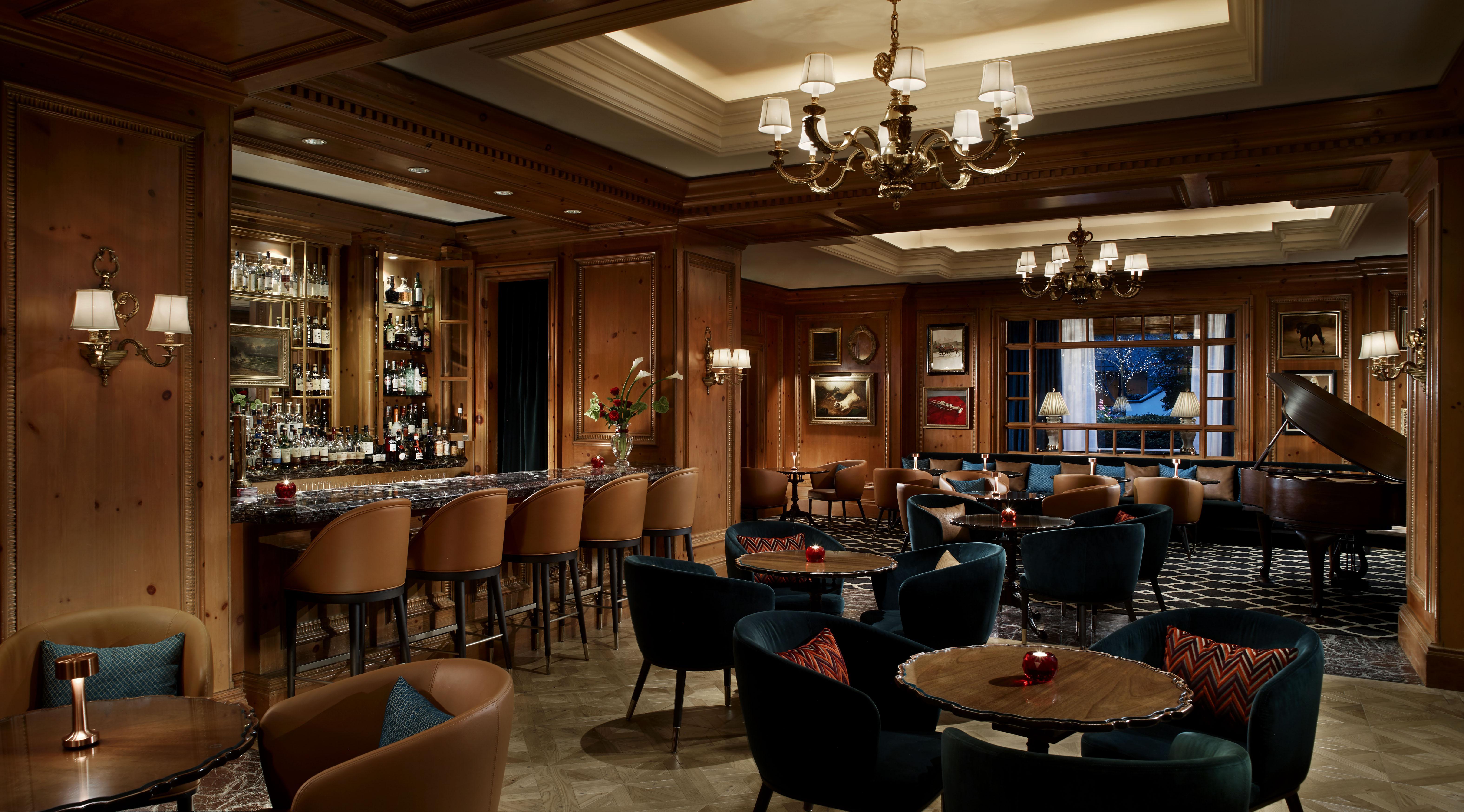 The Ritz-carlton Hotel 5*
