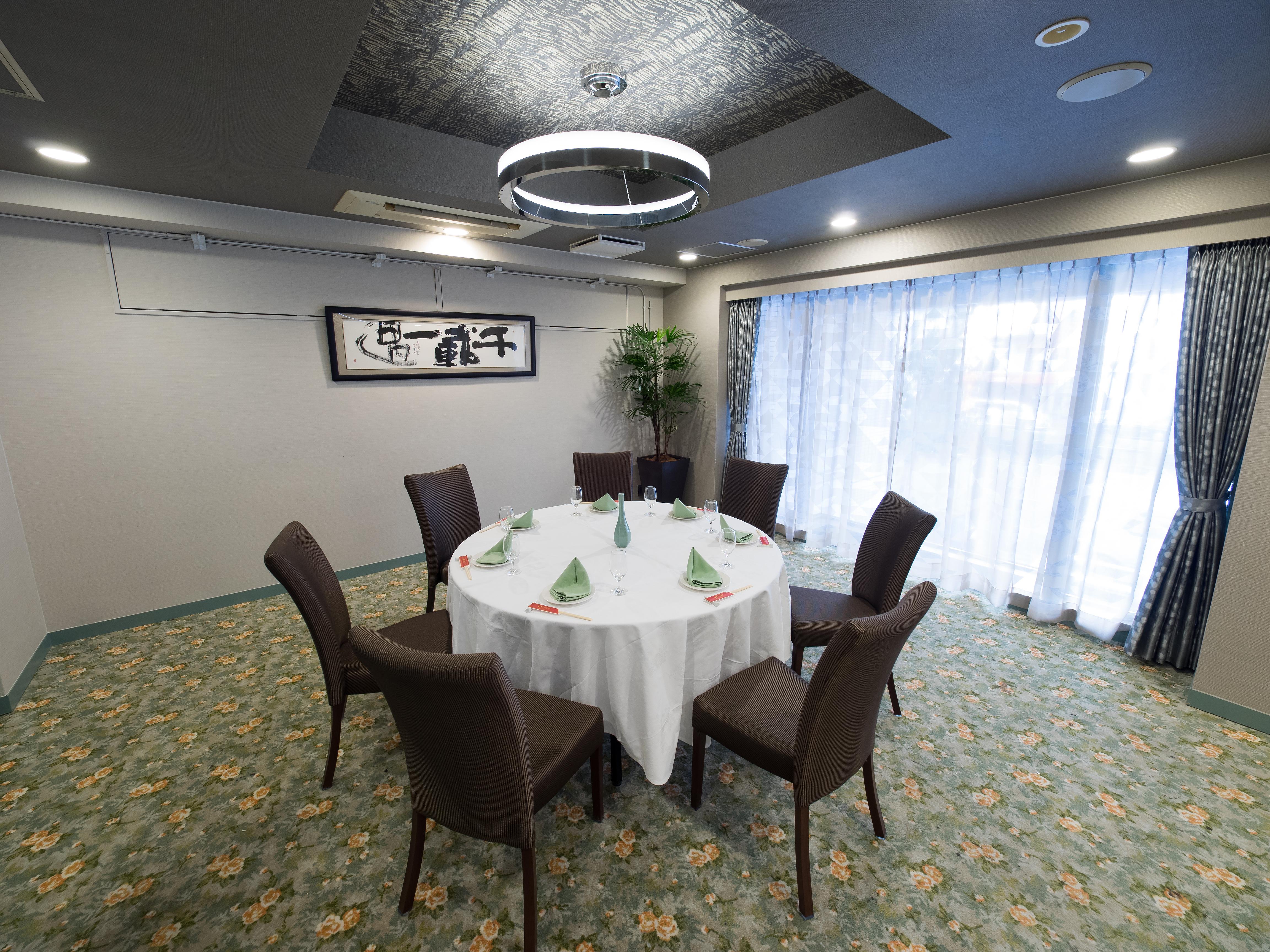 Sun White Hotel 3*