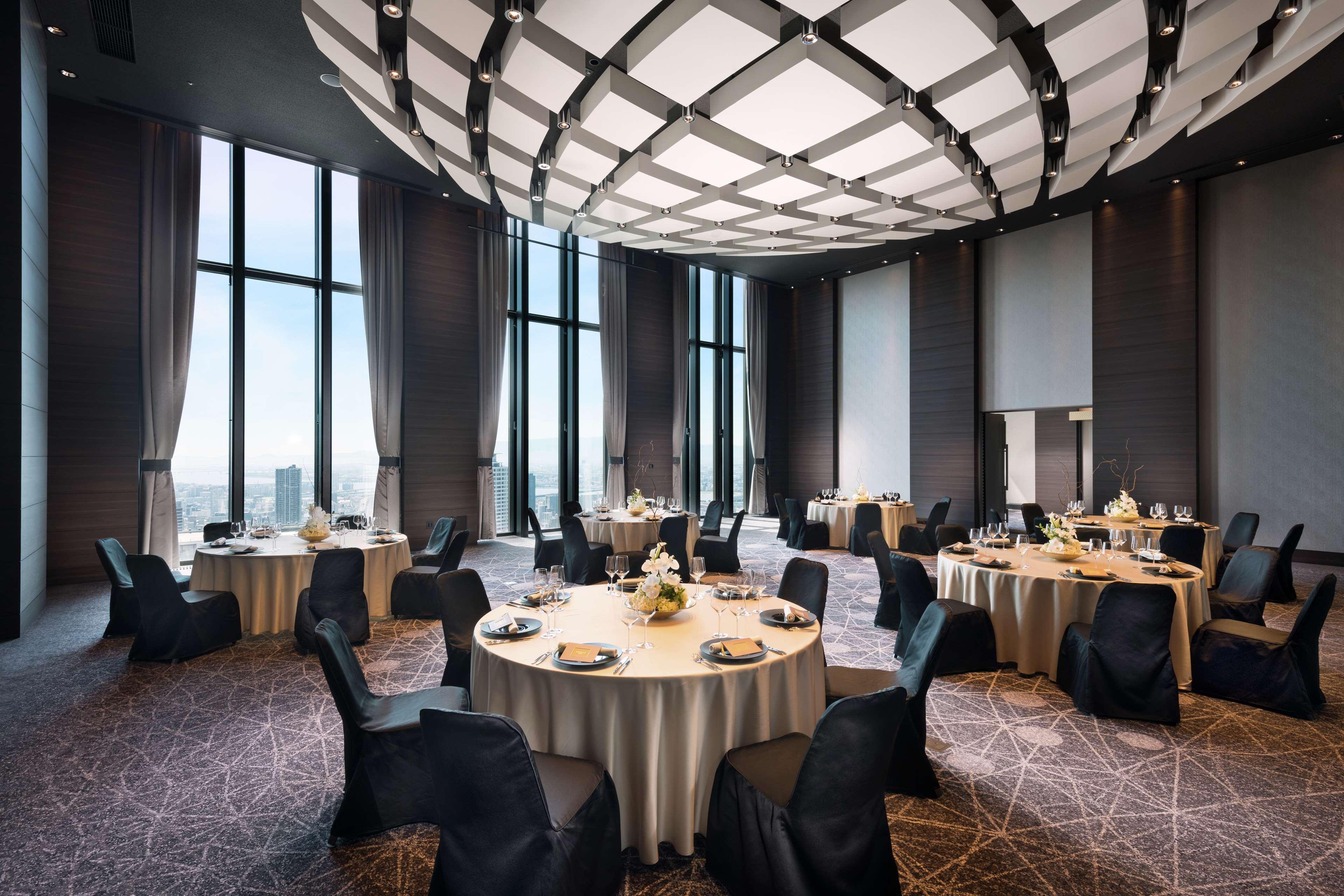 Conrad 5*