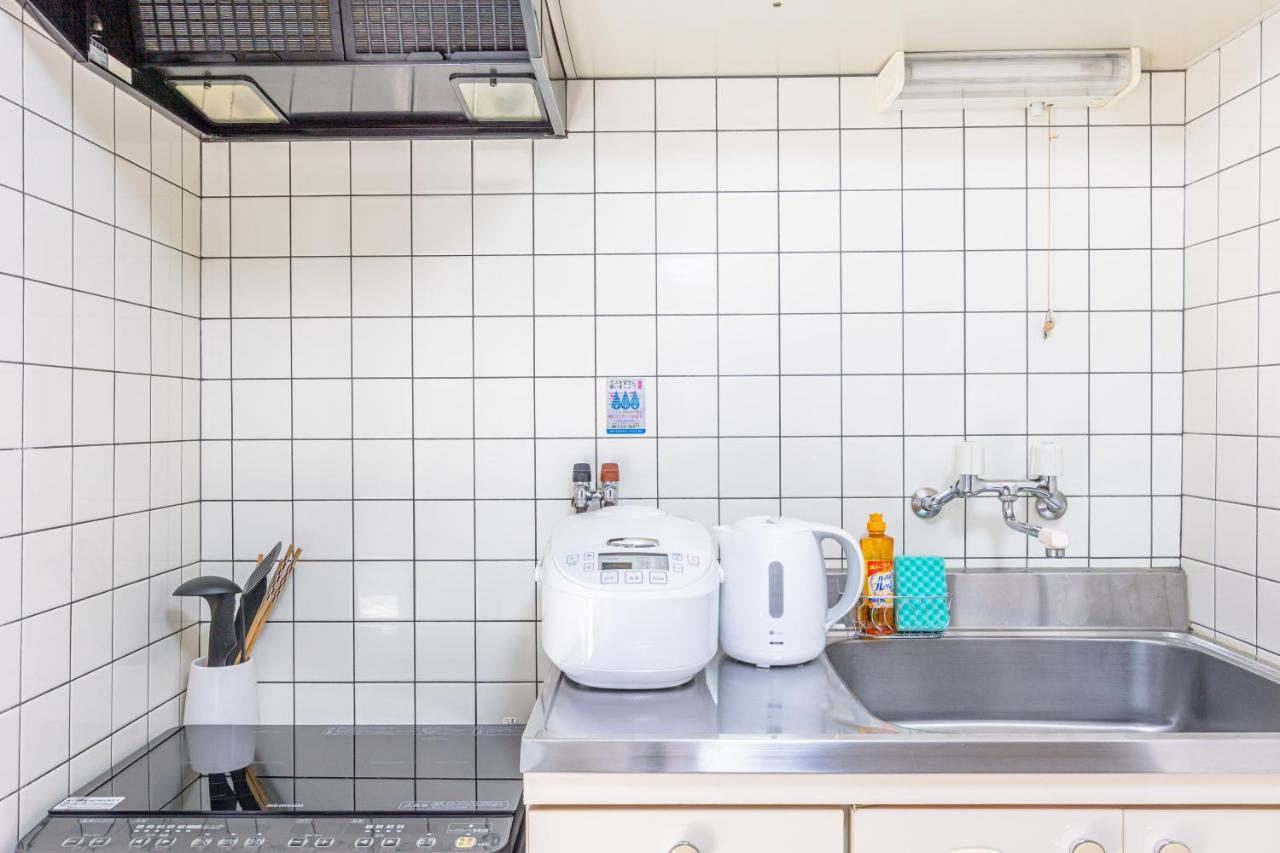 Apartamento アリタハイツ難波206 *