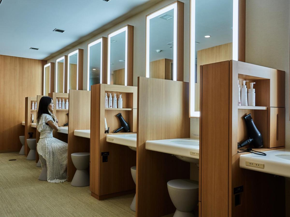 Capsule hotel First Nishi Umeda Osaka