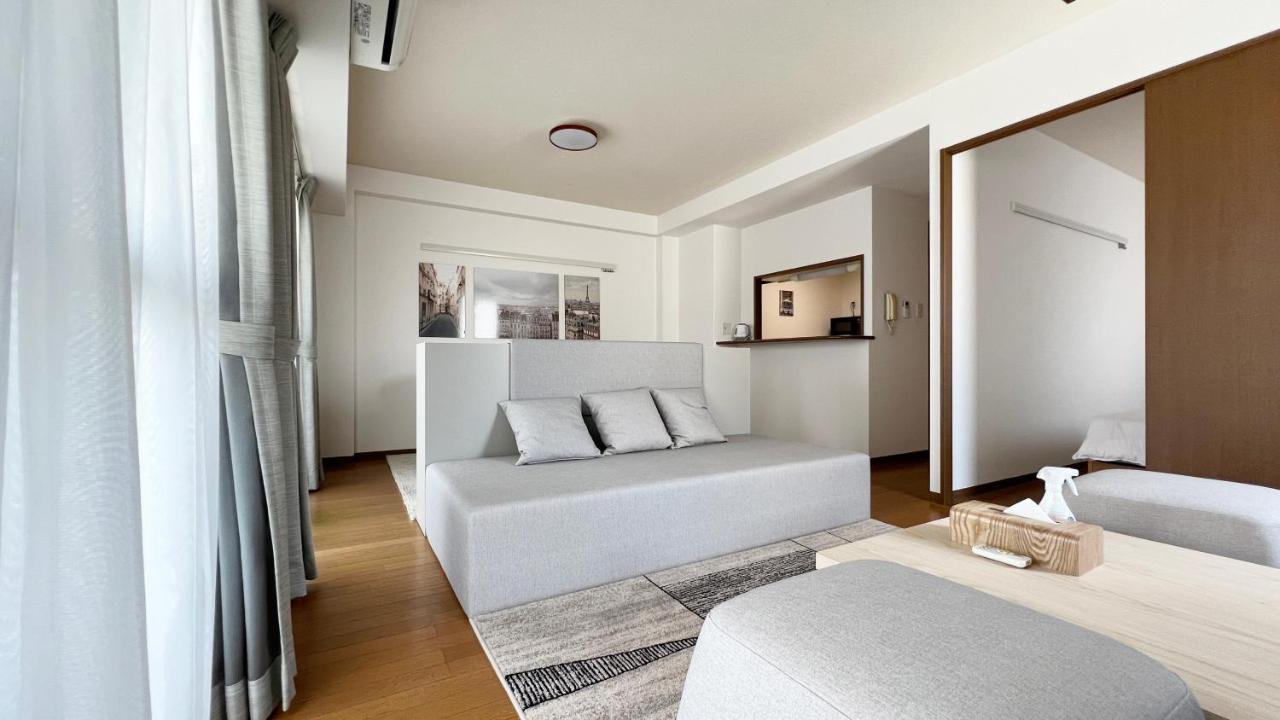 Dio Higashi Shinsaibashi Apartment *