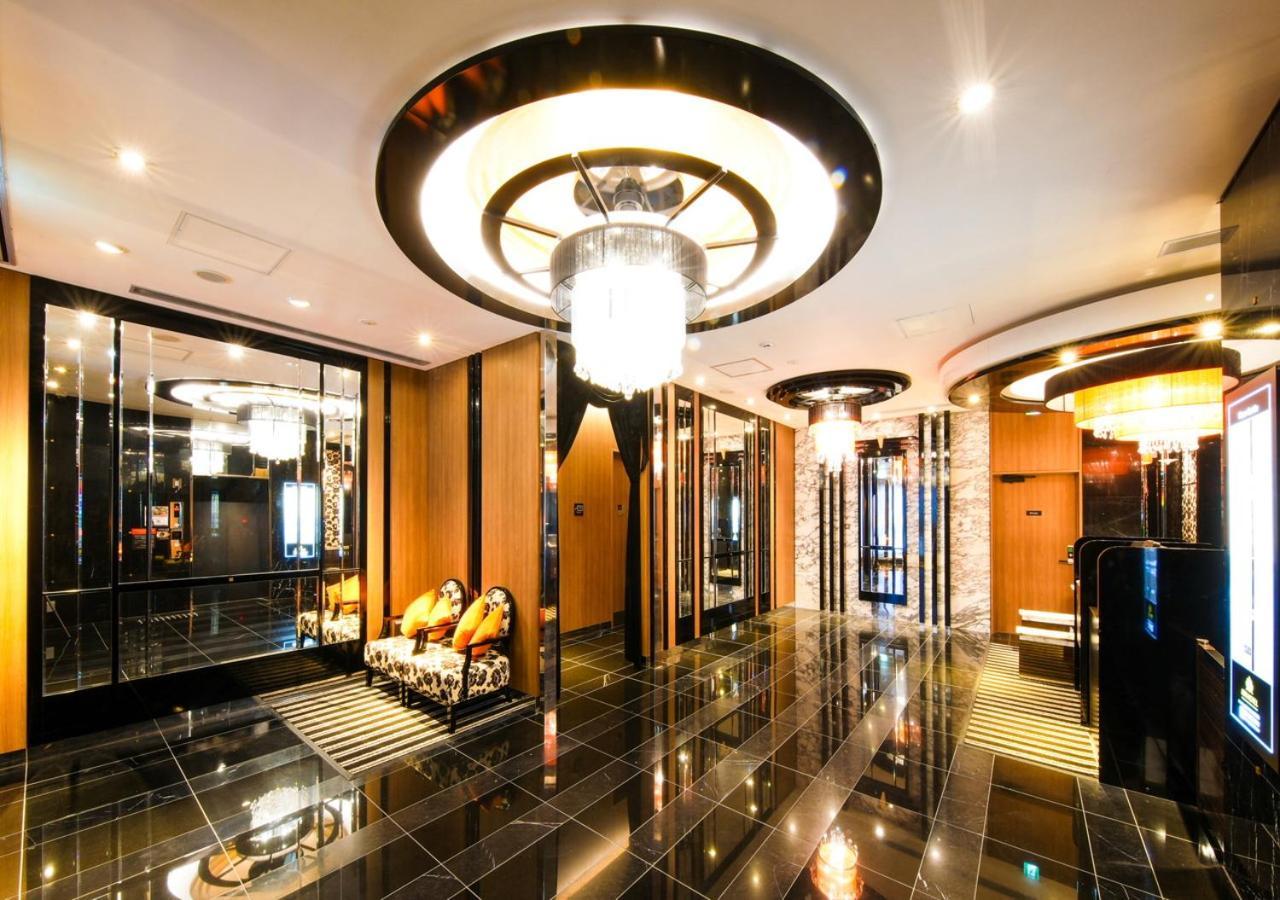 Apa Midosuji Honmachi Ekihigashi Hotel
