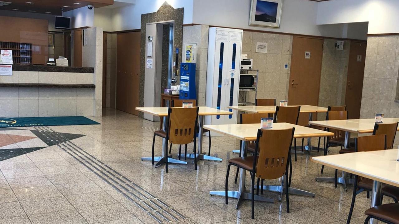 Hotel Toyoko Temmabashi Otemae 3*
