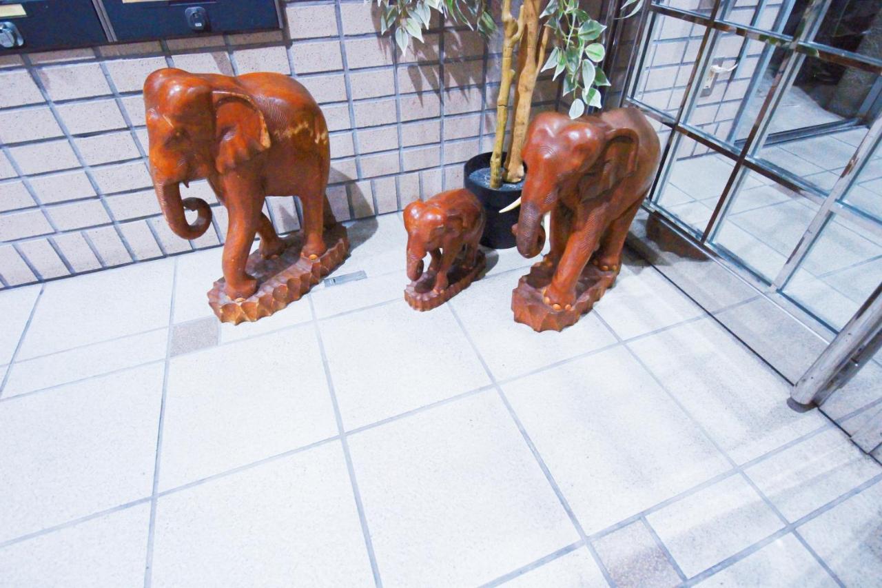 Apartamento Aaron通天西 *