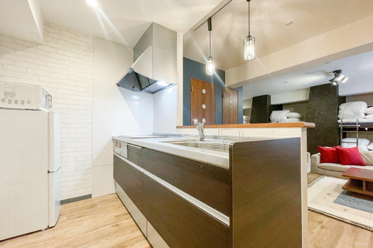 Willowsminpaku Apartment Osaka