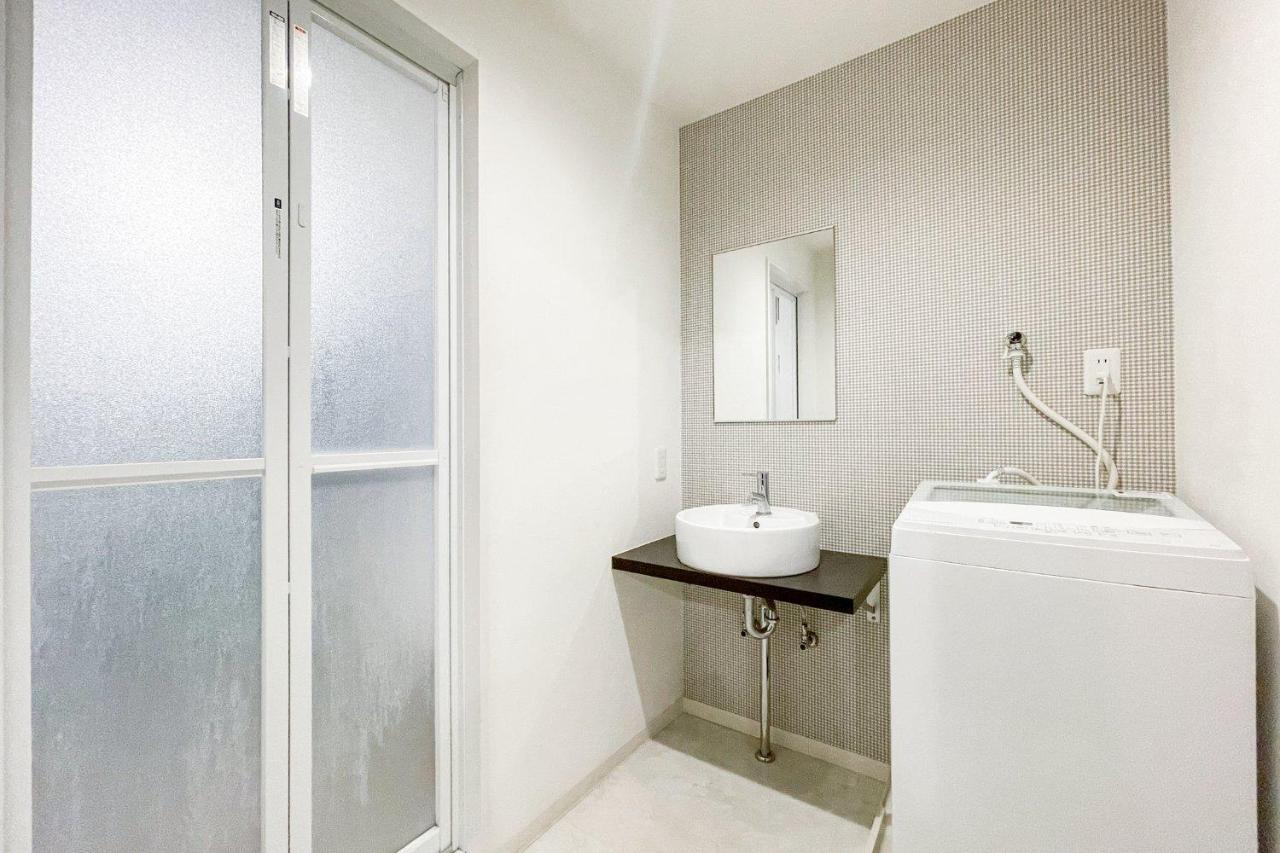 Willowsminpaku Apartment Osaka