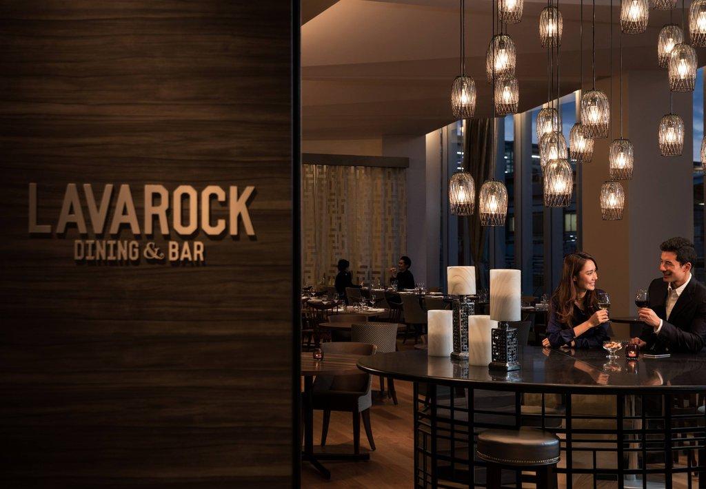 Courtyard By Marriott Shin-osaka Station 5* Osaka